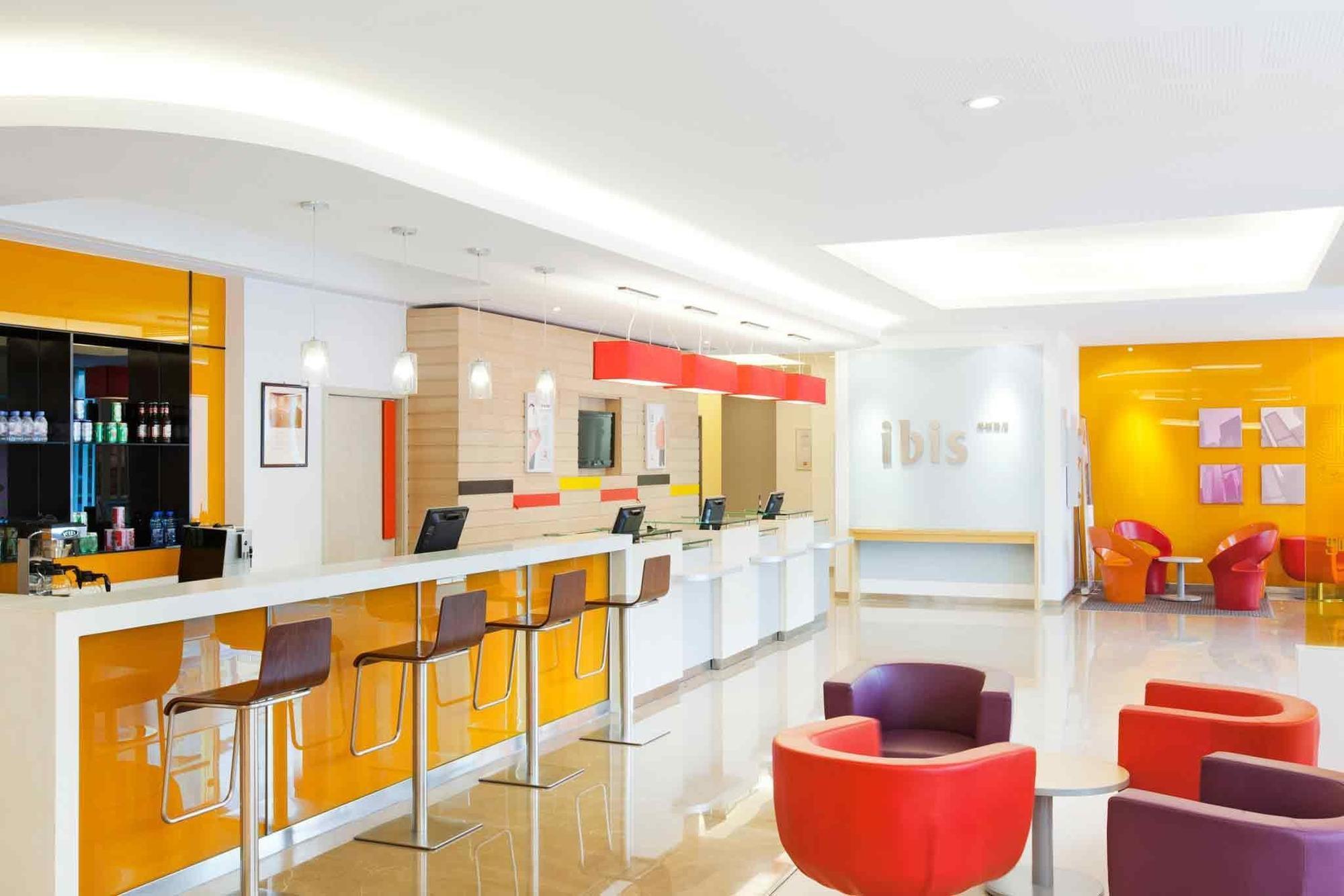 Ibis Ningbo Qianhu Plaza Hotel מראה חיצוני תמונה
